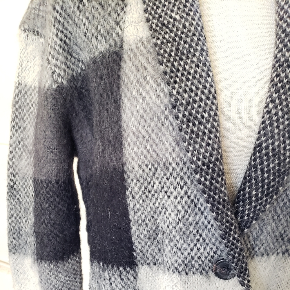American Eagle checked wool sweater